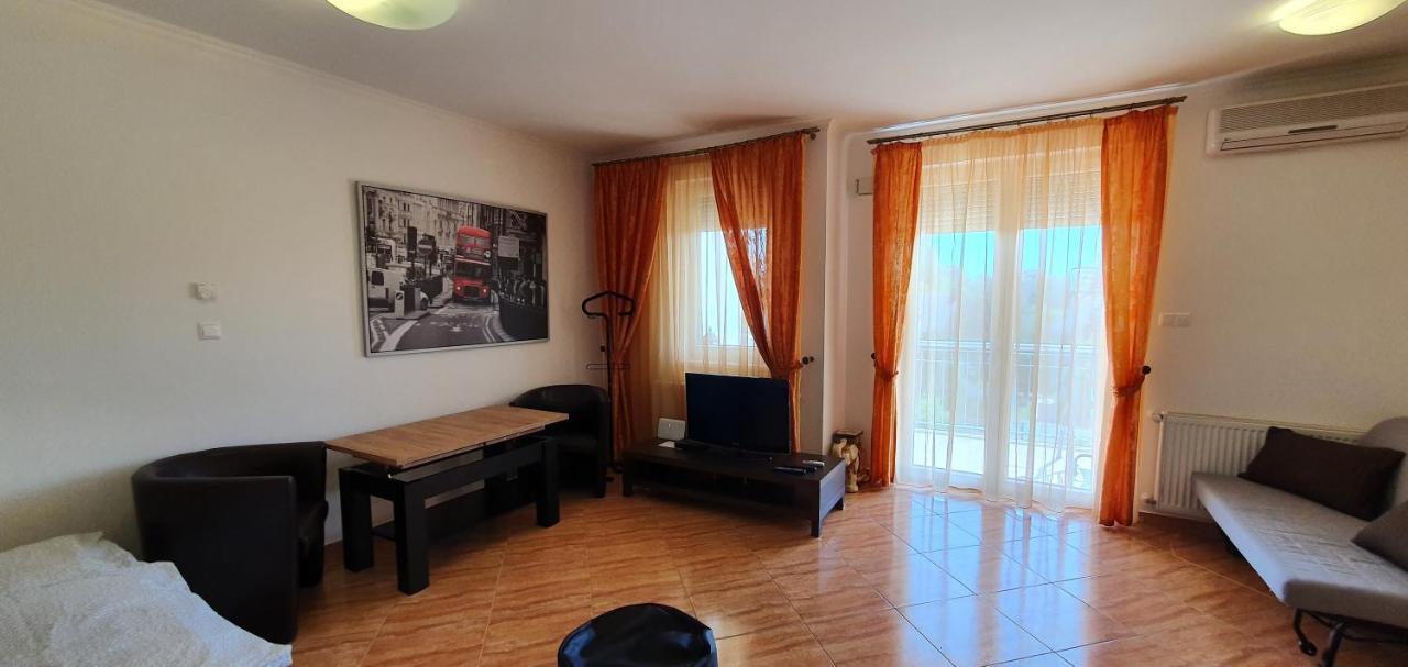 Bazsi Golden Beach Apartman Siófok Esterno foto